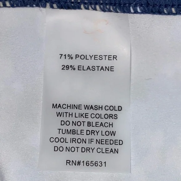 SOLD!!!  Johnny Was CALME Endurance Cut Out Sports Bra & 7/8 High Waist Leggings - Picture 11 of 15